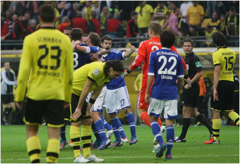 BVB-S04-12 (40)