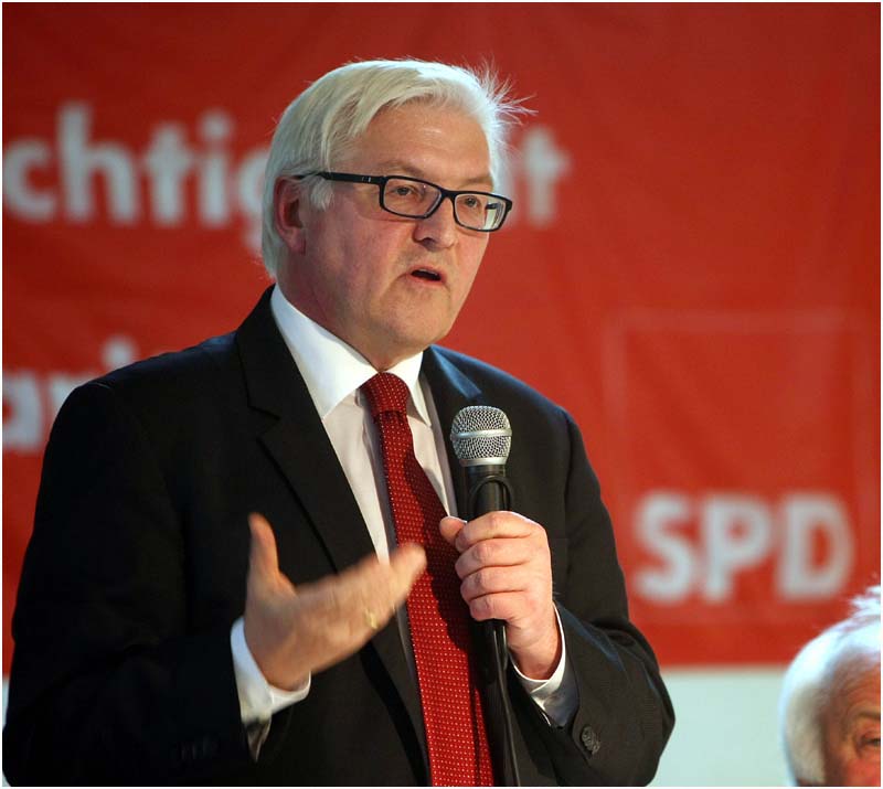 Steinmeier (44)